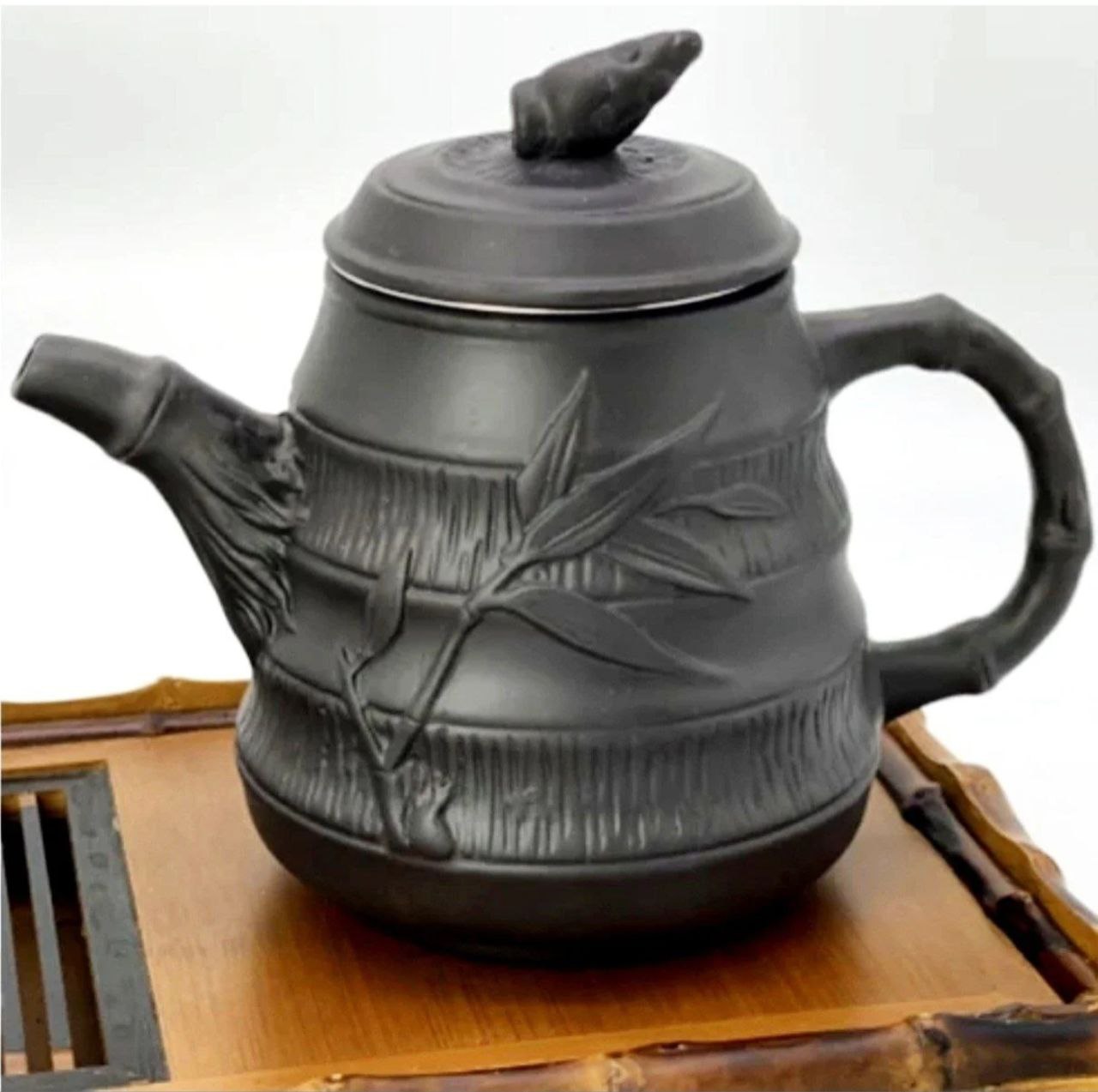 Глиняний чайник "Темний Нефрит"
